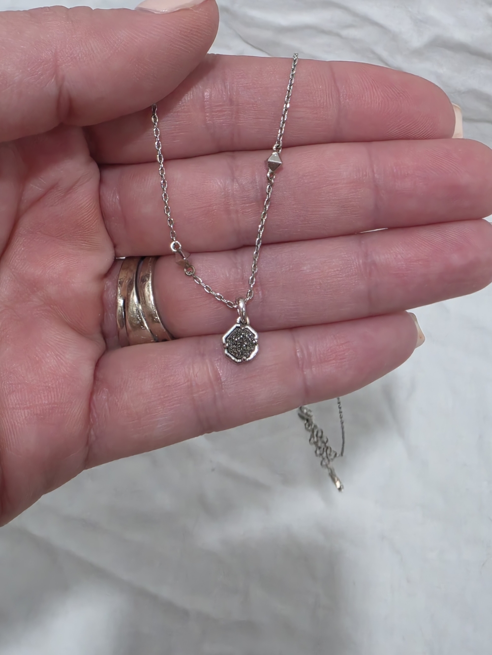 Kendra Scott Delicate Silver-Tone Druzy Pendant Necklace - White/Silver
